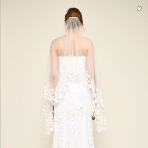Tadashi Shoji “Diana Ballet” Wedding Veil
